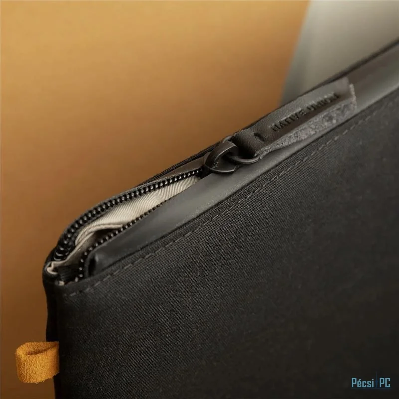 Native Union Stow Lite Sleeve, black - Macbook 16