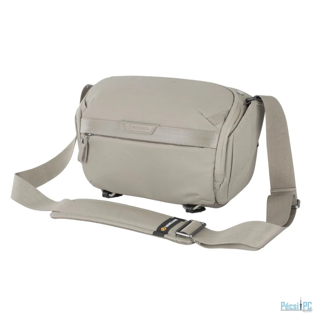 Vanguard VEO Metro 4-Liter Camera and Everyday Shoulder Bag Cream