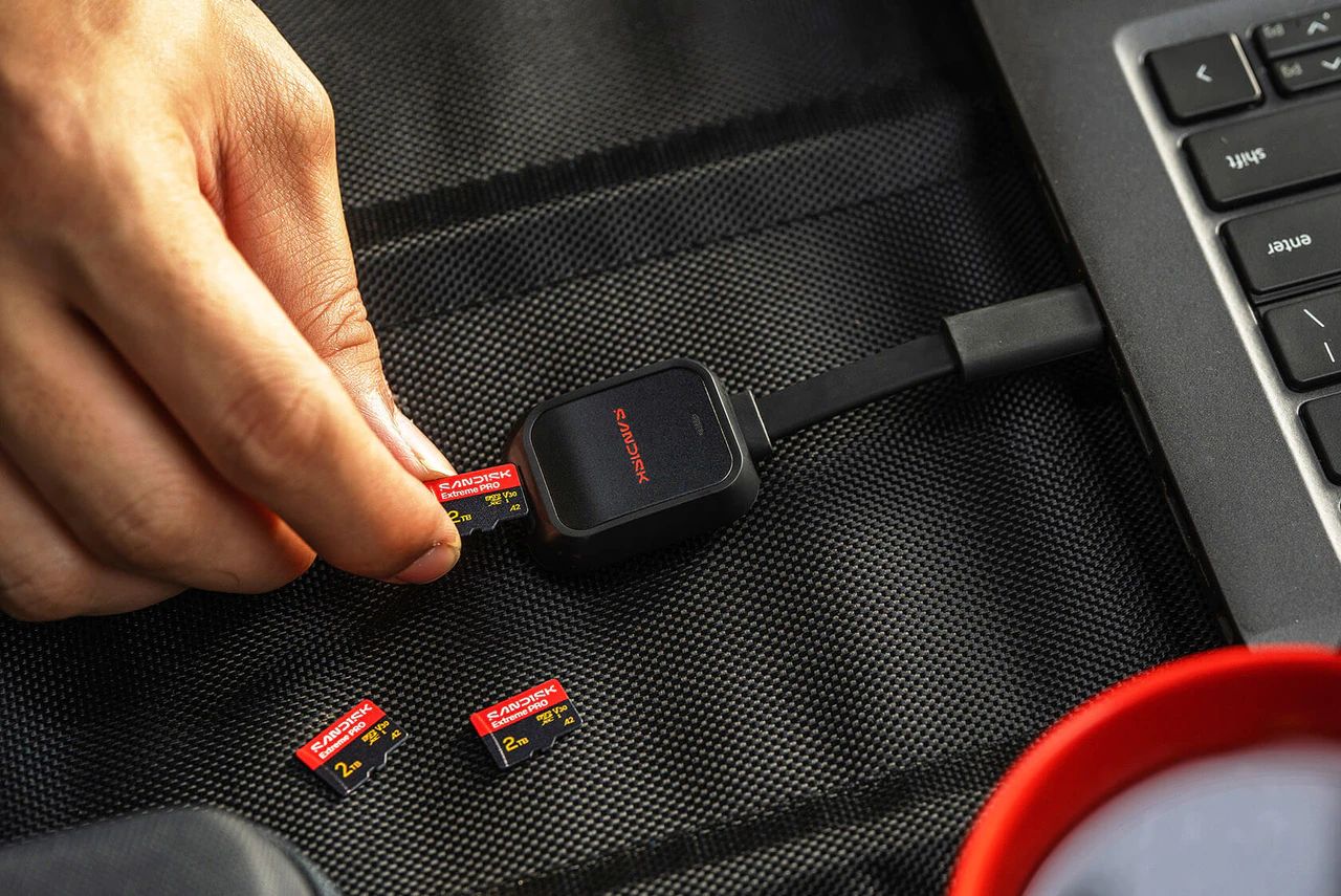 Sandisk 32GB microSDXC Extreme Pro UHS-I V30 A1 adapter nélkül