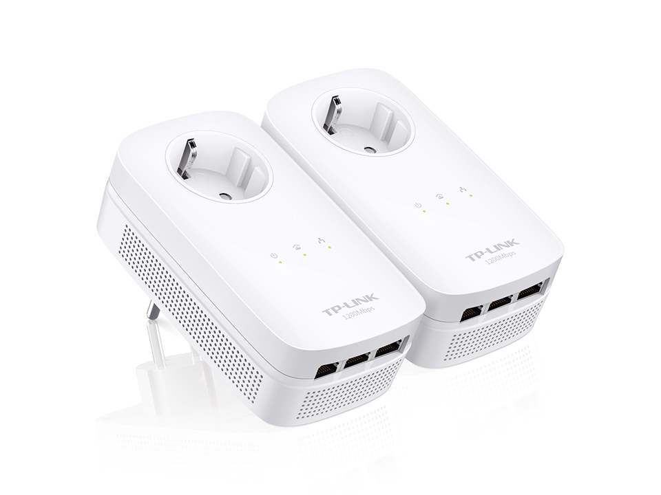 TP-Link TL-PA8030PKIT AV1200 3-Port Gigabit Passthrough Powerline Starter Kit