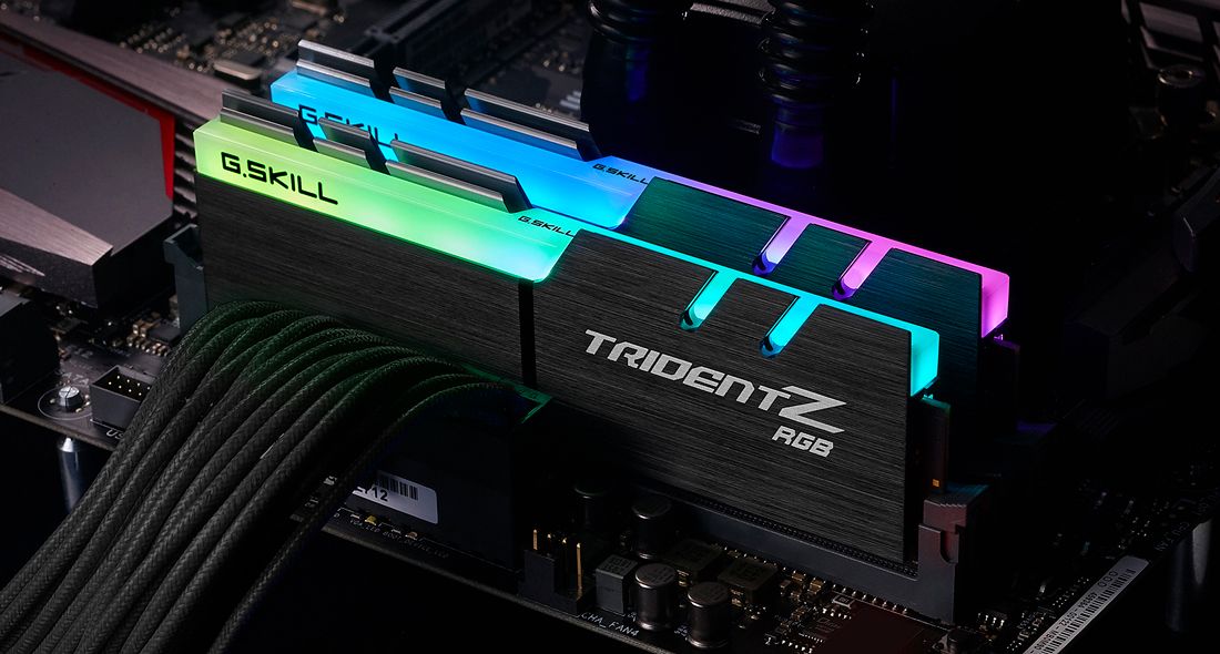 G.SKILL 16GB DDR4 4000Mhz Kit(2x8GB) Trident Z RGB Black