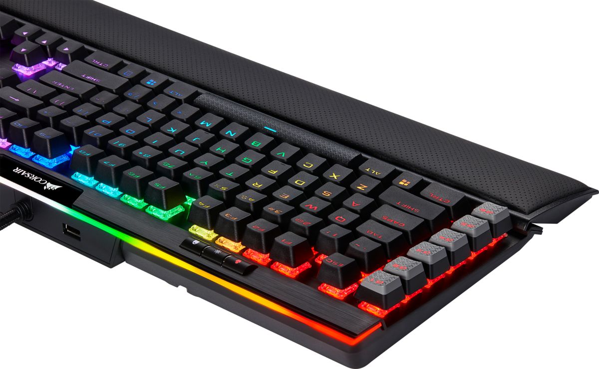 Corsair K95 RGB Platinum XT Mechanical Gaming Keyboard Cherry MX Speed Black US