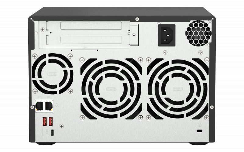 QNAP NAS TS-673-8G (6 HDD)