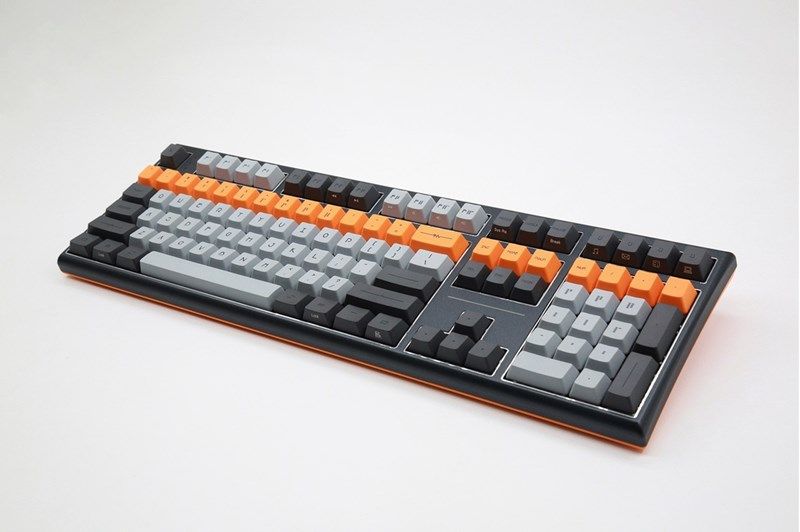 Varmilo VBS109 Bot: Lie USB Cherry MX Brown Gaming Keyboard