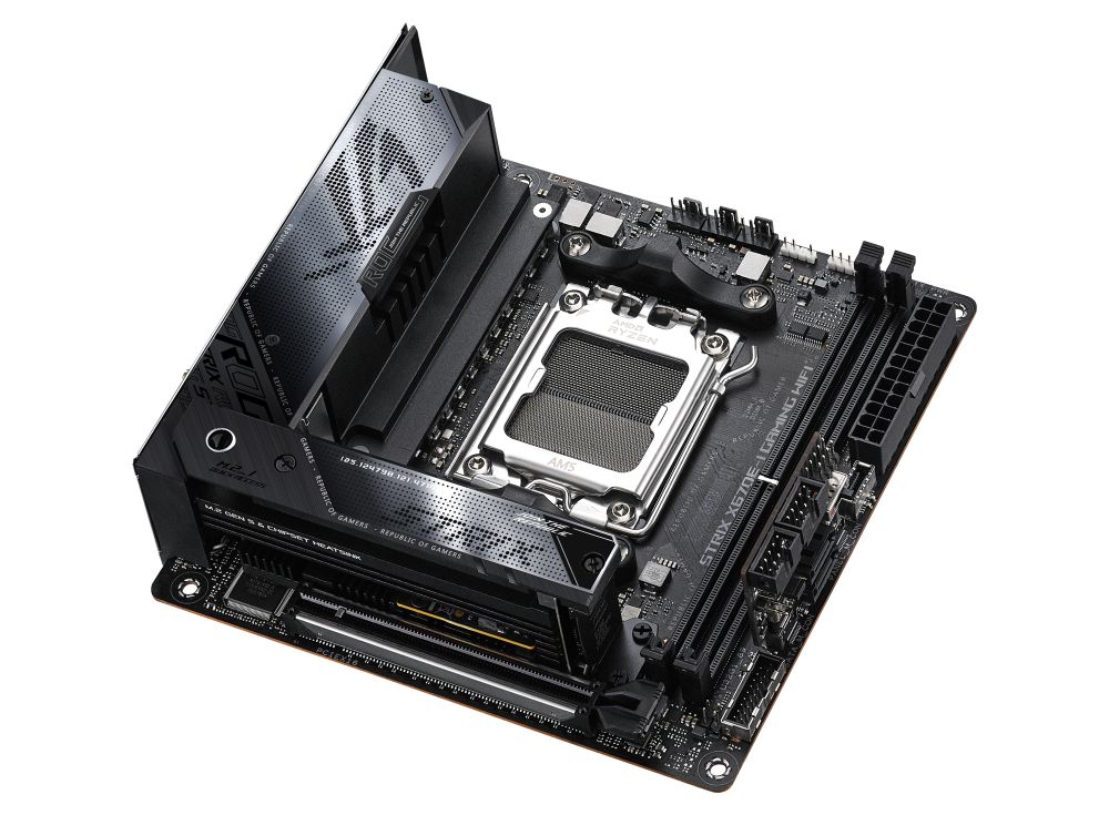 Asus ROG STRIX X670E-I GAMING WIFI