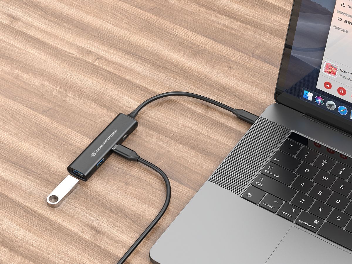 Conceptronic  4-Port USB-C HUB Black