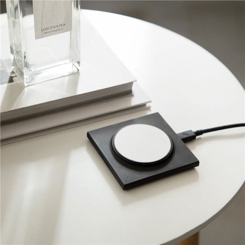 Native Union Drop Magnetic Wireless charger, black