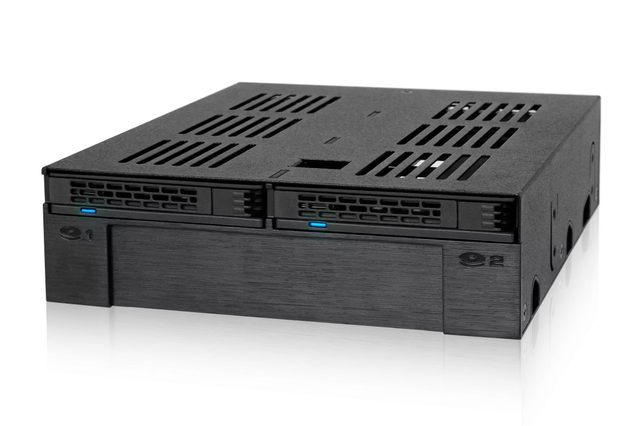 IcyDock ExpressCage MB322SP-B 2x2.5" SAS/SATA HDD/SSD Mobile Rack +3.5" Slot for External 5.25" Bay