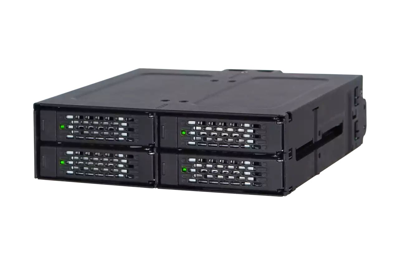 IcyDock ToughArmor MB607SP-B Rugged 4 x 2.5" SAS/SATA HDD/SSD Mobile Rack Enclosure for 5.25" Bay (With Fan Control)