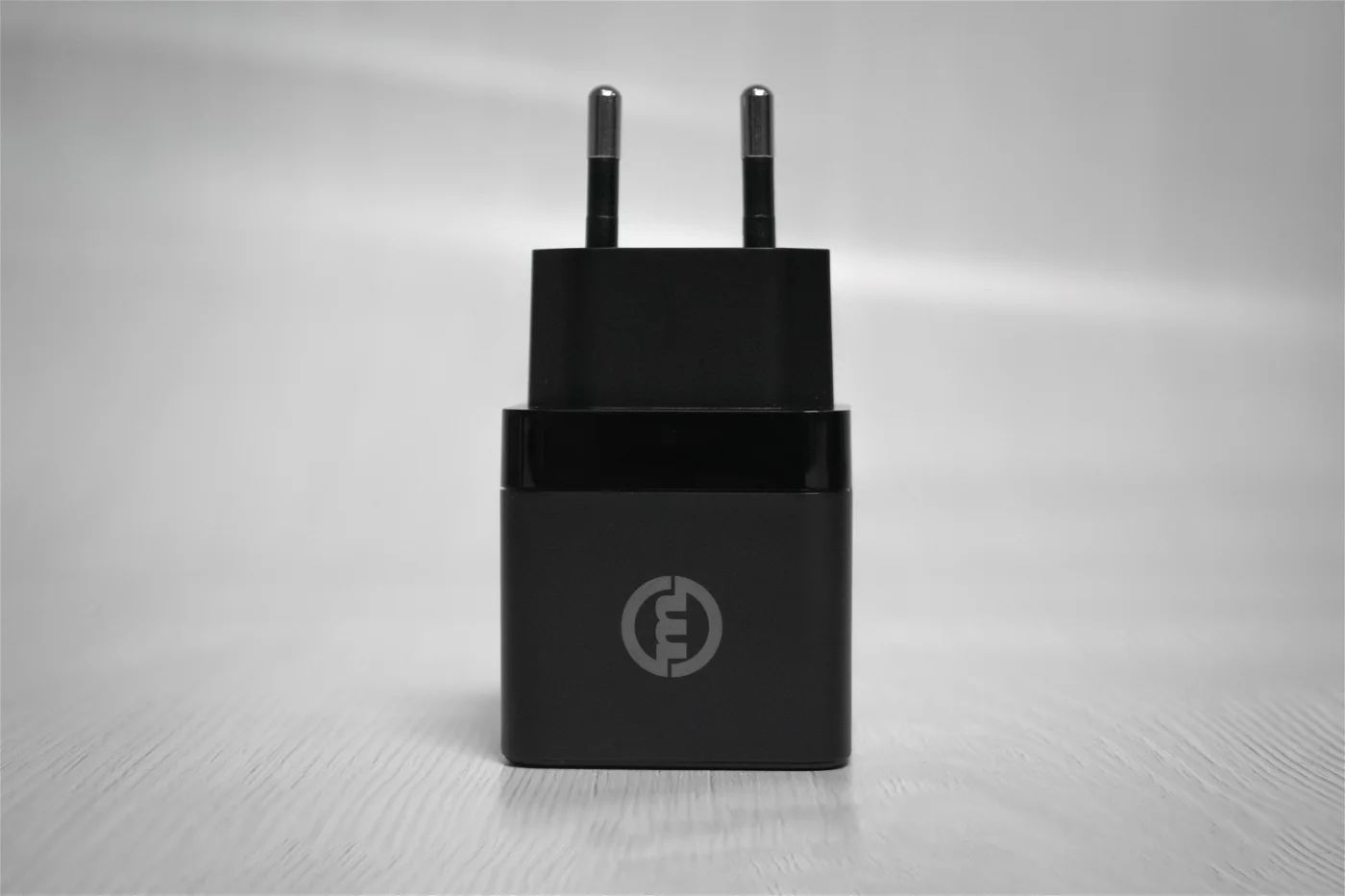 Mobile Origin 35W GaN III Super Charger Dual USB-C Black