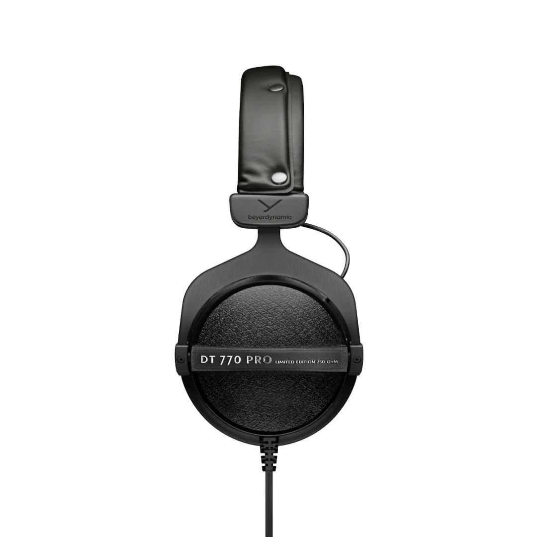 Beyerdynamic DT 770 Pro Black Limited Edition Headphones Black