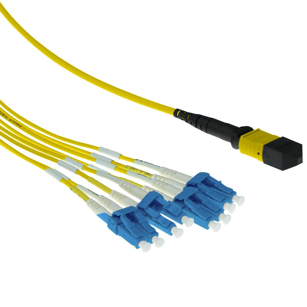 ACT Singlemode 9/125 OS2 fanout cable 1 X MTP female - 4 X LC duplex 8 fibers 5m Yellow