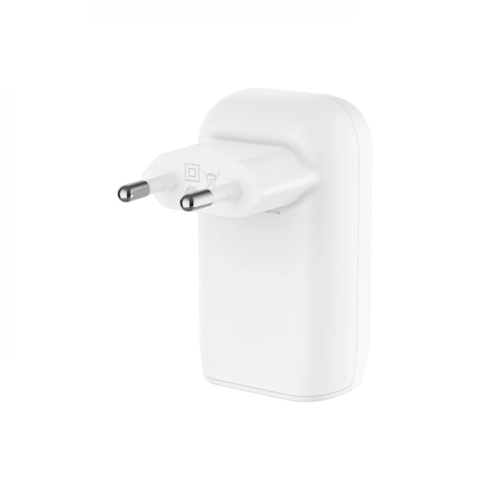 Belkin Boost Charge 67W with 3xUSB-C Ports White