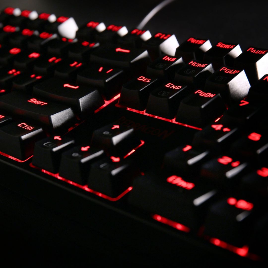 Redragon Surara Pro Red LED Backlit Blue Mechanical Gaming Keyboard Black HU